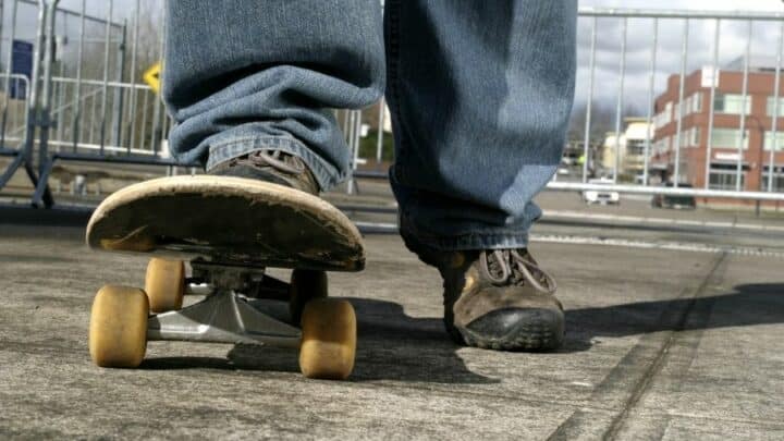 How to Push on a Skateboard — Tips You Should Remember!