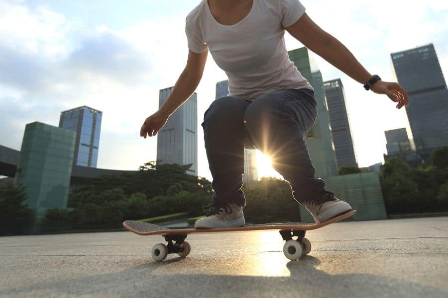 How to Manual Skateboard
