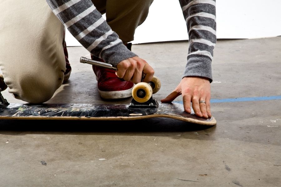 Skateboard Bearings Removal